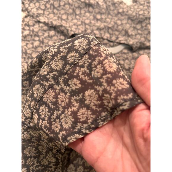 Chiffon Pleated V-Neck Ditsy Floral Tunic Top Dress Lagenlook, Taupe Cream, M - Picture 4 of 10